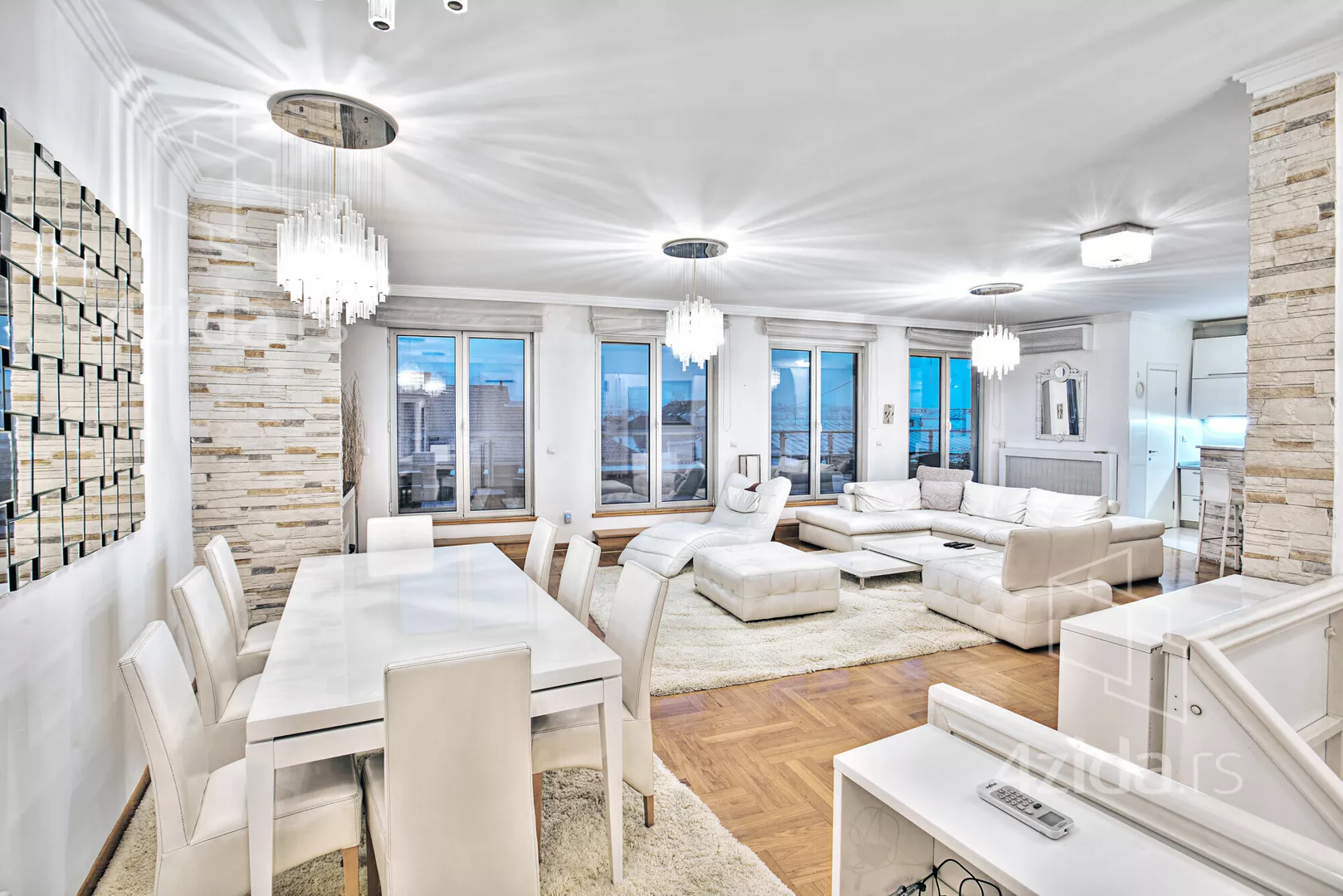 Petosoban stan | 4zida