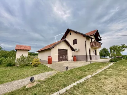Oglavci | 4zida.rs