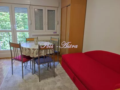 Kraljevačka | 4zida.rs