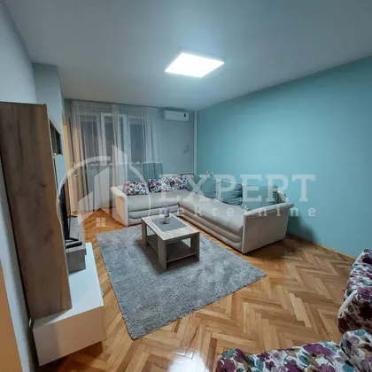 Cara Dušana | 4zida.rs