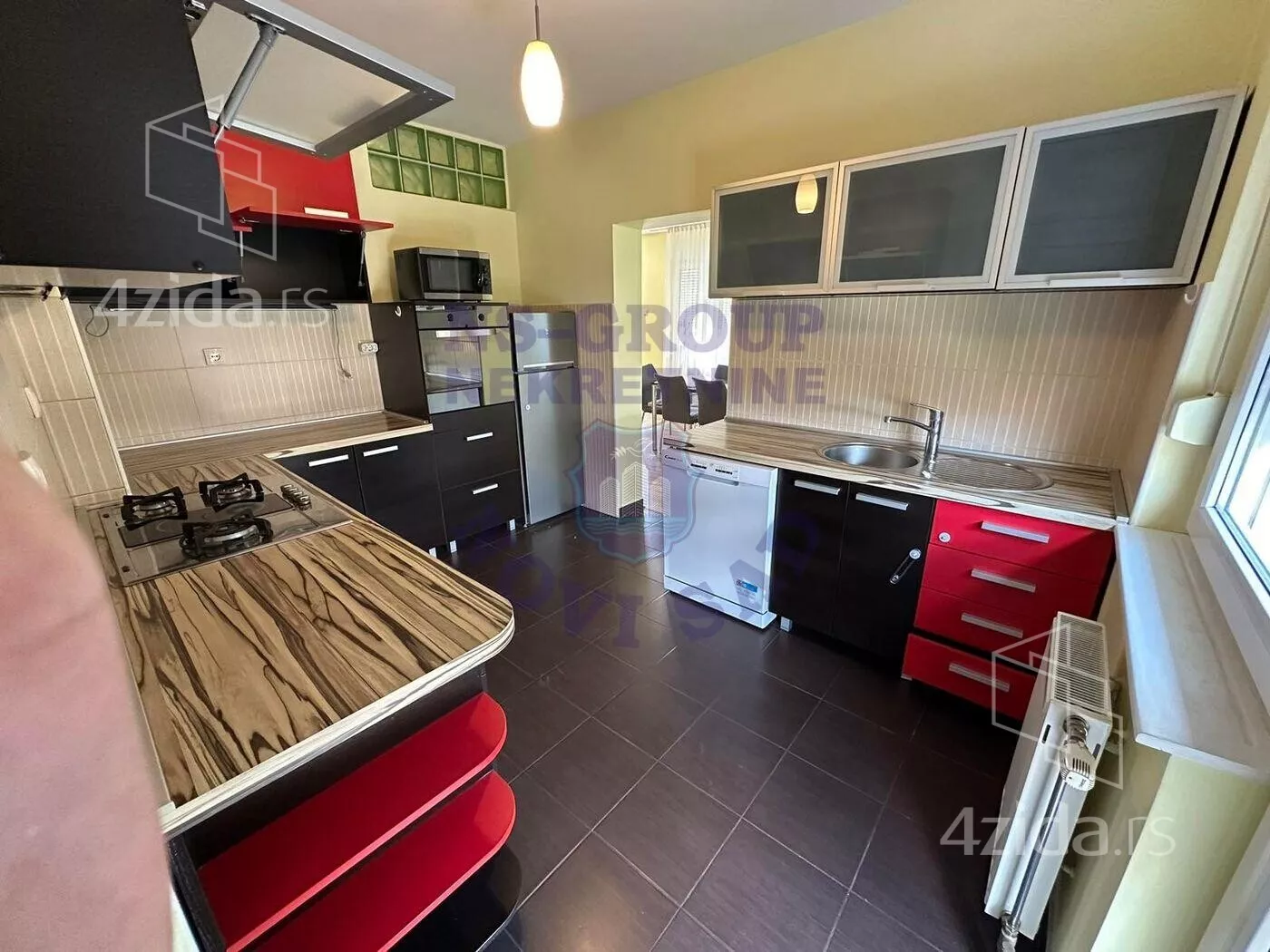 Četvorosoban stan | 4zida