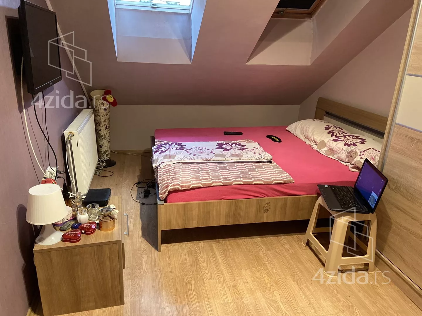 Troiposoban stan | 4zida