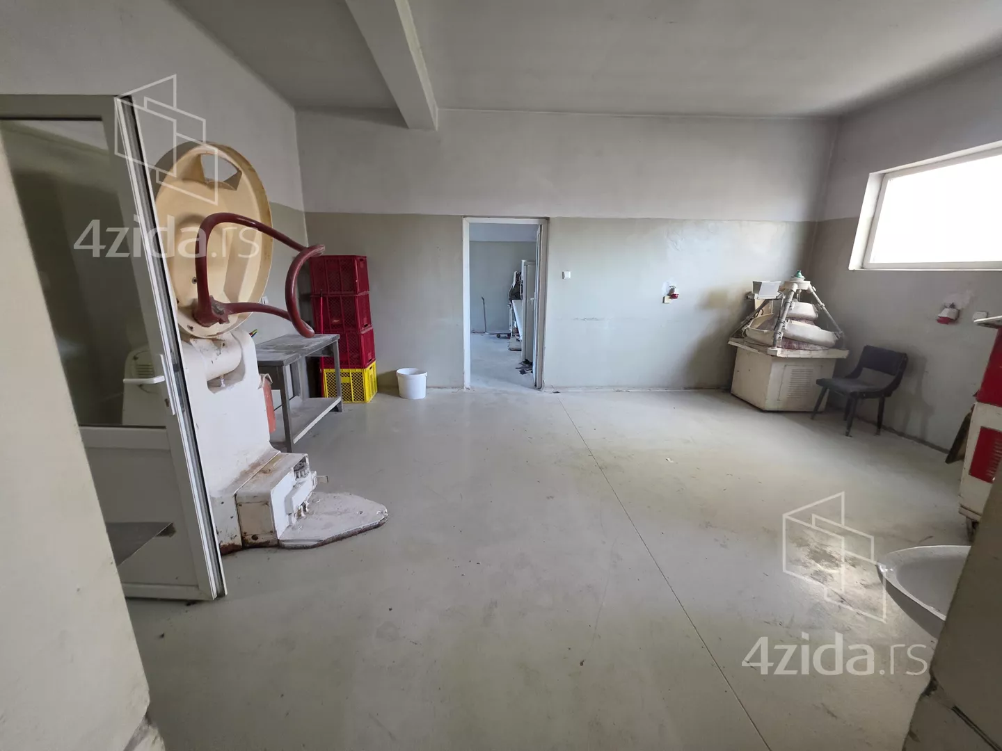 Poslovni prostor | 4zida