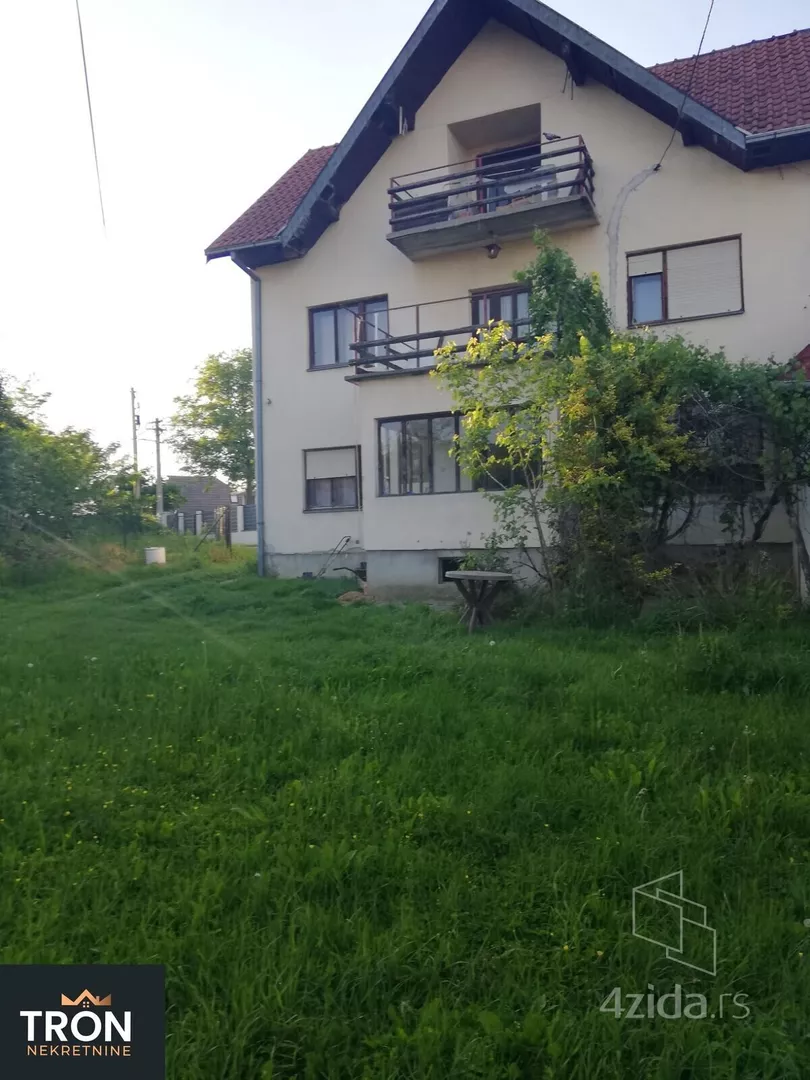 3-etažna kuća | 4zida