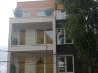 Centar, Zemun opština, Beograd | 4zida.rs