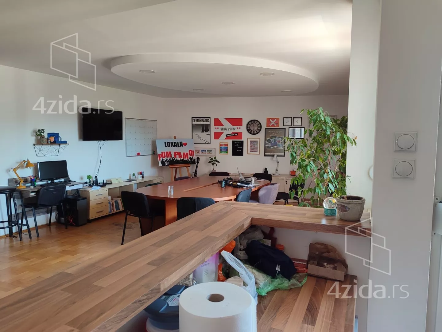 Troiposoban stan | 4zida