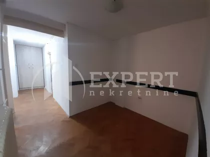 Pariske komune | 4zida.rs