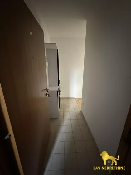SVETOJOVANSKA | 4zida.rs