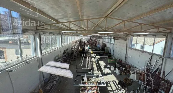 Poslovni prostor | 4zida