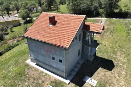 Zbegovište, kod kuče | 4zida.rs