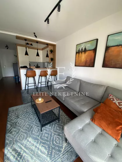 Hram Svetog Save | 4zida.rs