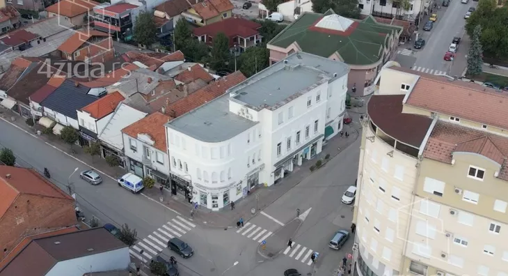 Poslovni prostor | 4zida