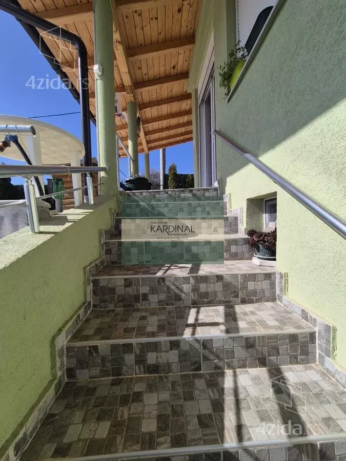 Kuća | 4zida
