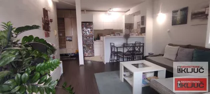 Bulevar Patrijarha Pavla (Somborski Bulevar) | 4zida.rs