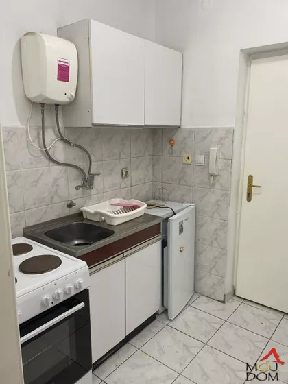 Podbara | 4zida.rs