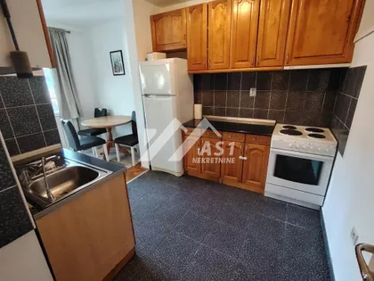 Petra Drapšina | 4zida.rs