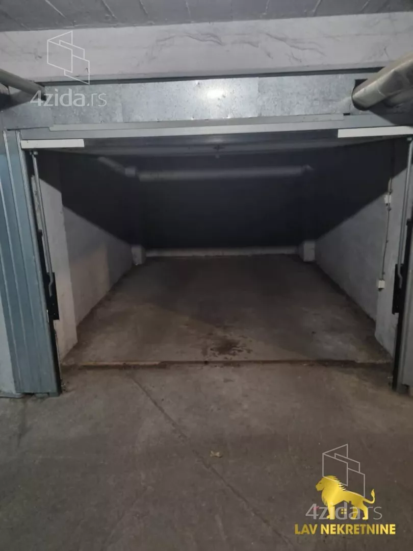 Garaža | 4zida