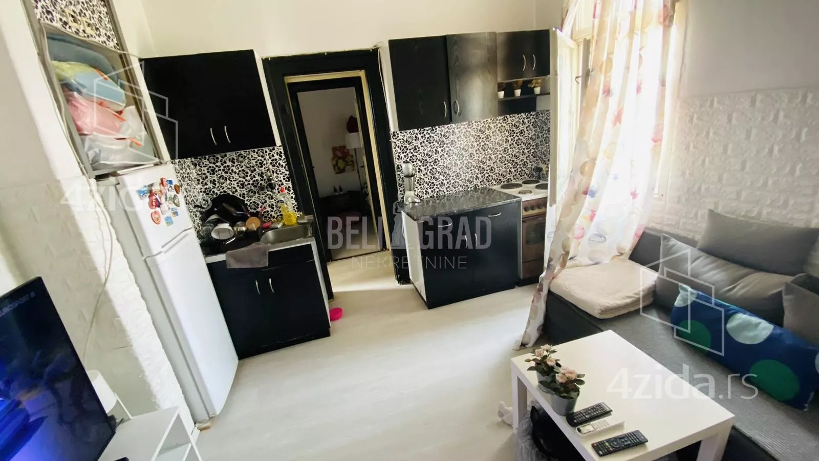 Šestosoban stan | 4zida