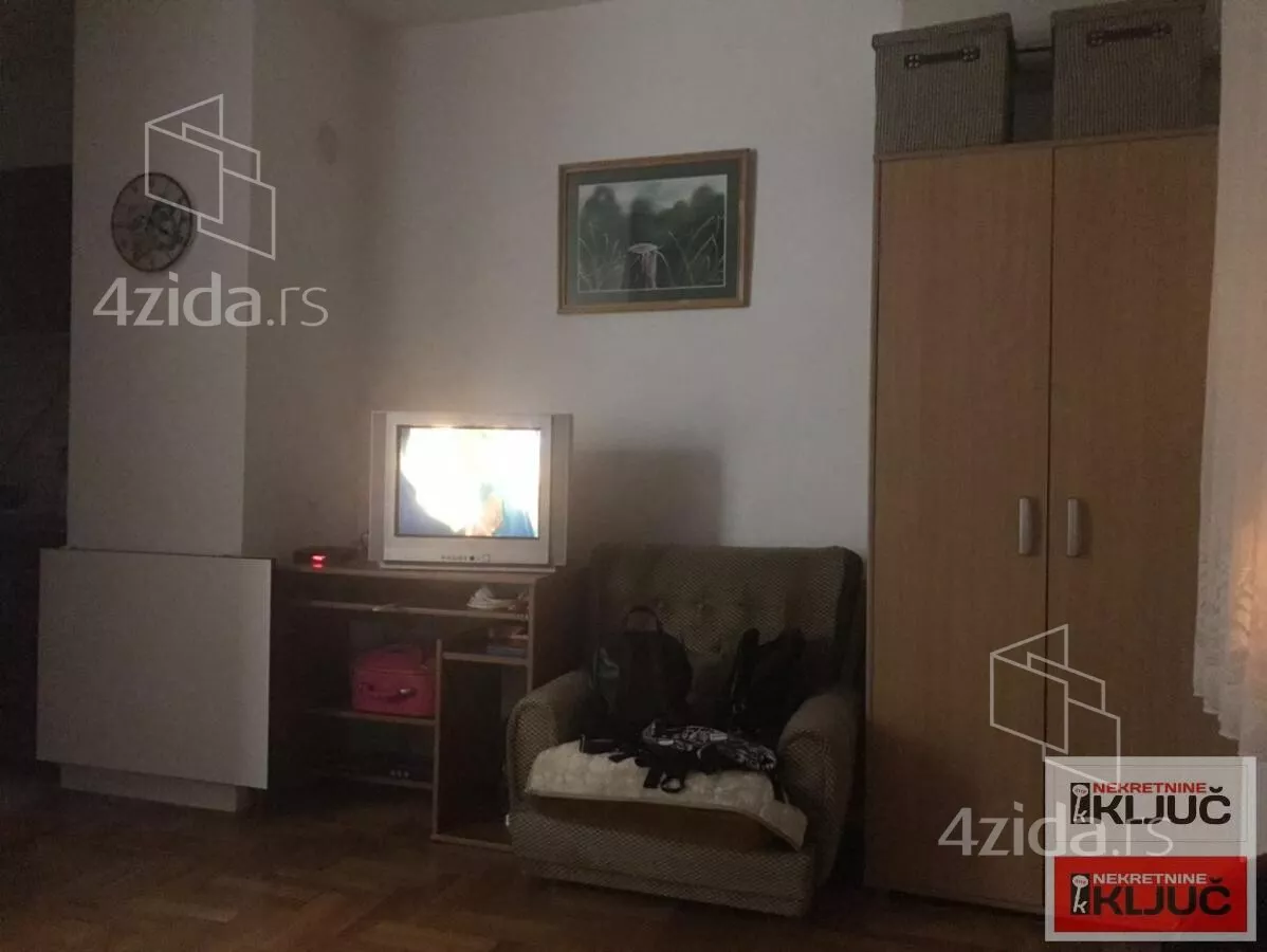 Garsonjera | 4zida