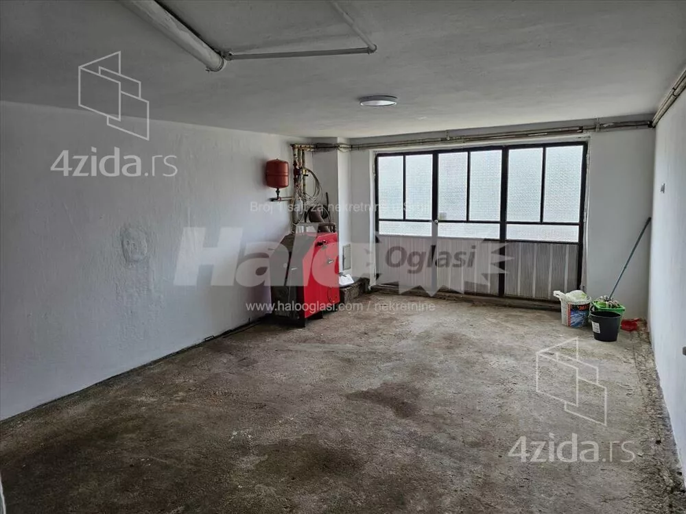 3-etažna kuća | 4zida