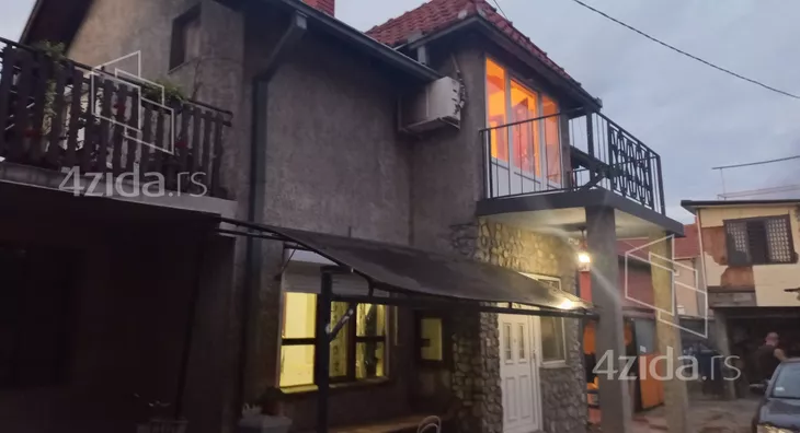 2-etažna kuća | 4zida