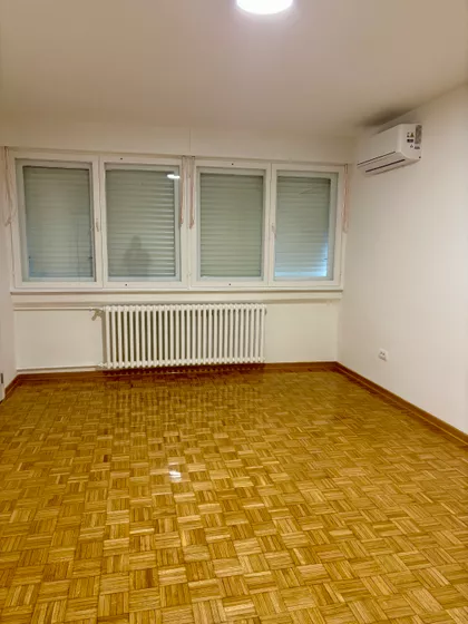 Braće Jerkovića 193 | 4zida.rs