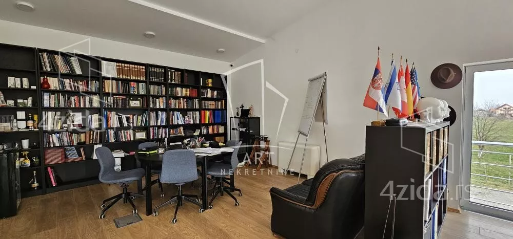 Poslovni prostor | 4zida