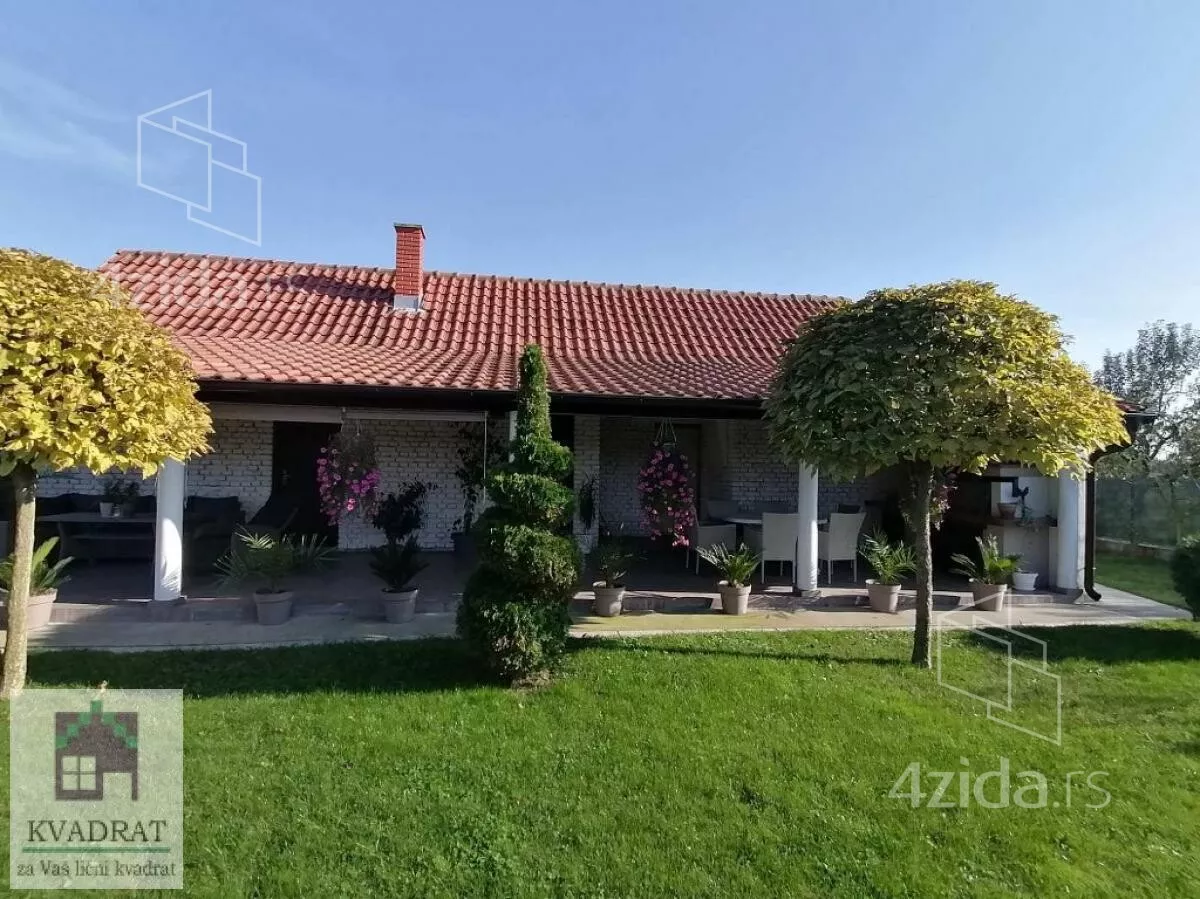 Kuća | 4zida