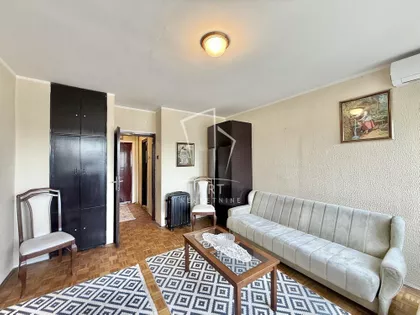 16. oktobra | 4zida.rs