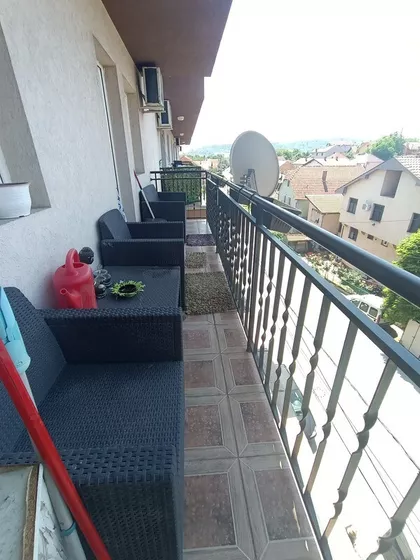 Sedmog Jula | 4zida.rs