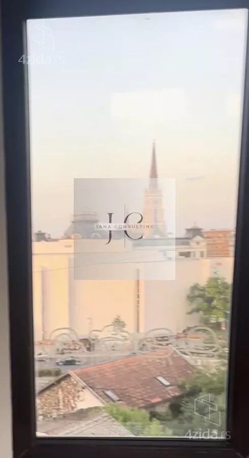 Petosoban stan | 4zida