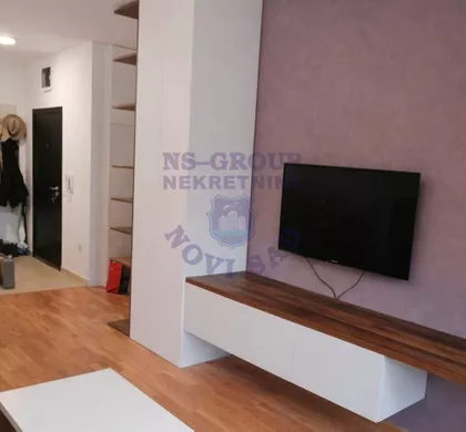 Bulevar Patrijarha Pavla (Somborski Bulevar) | 4zida.rs