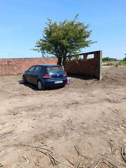 Vojvođanska Bb | 4zida.rs