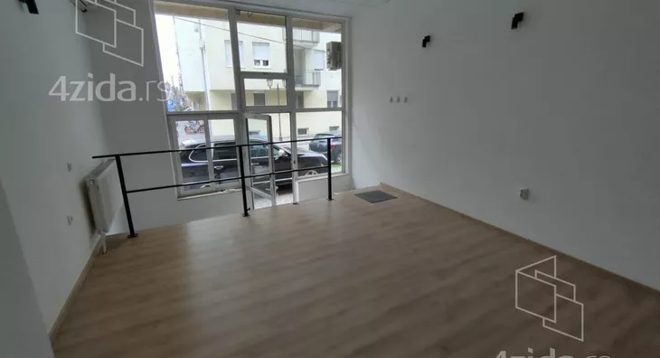 Poslovni prostor | 4zida