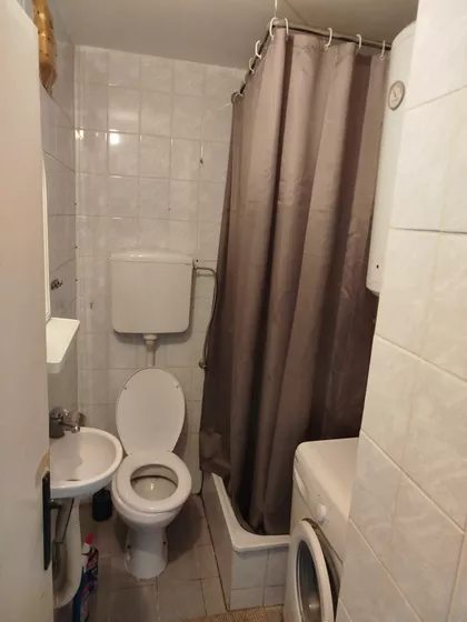 Studentska 37 | 4zida.rs