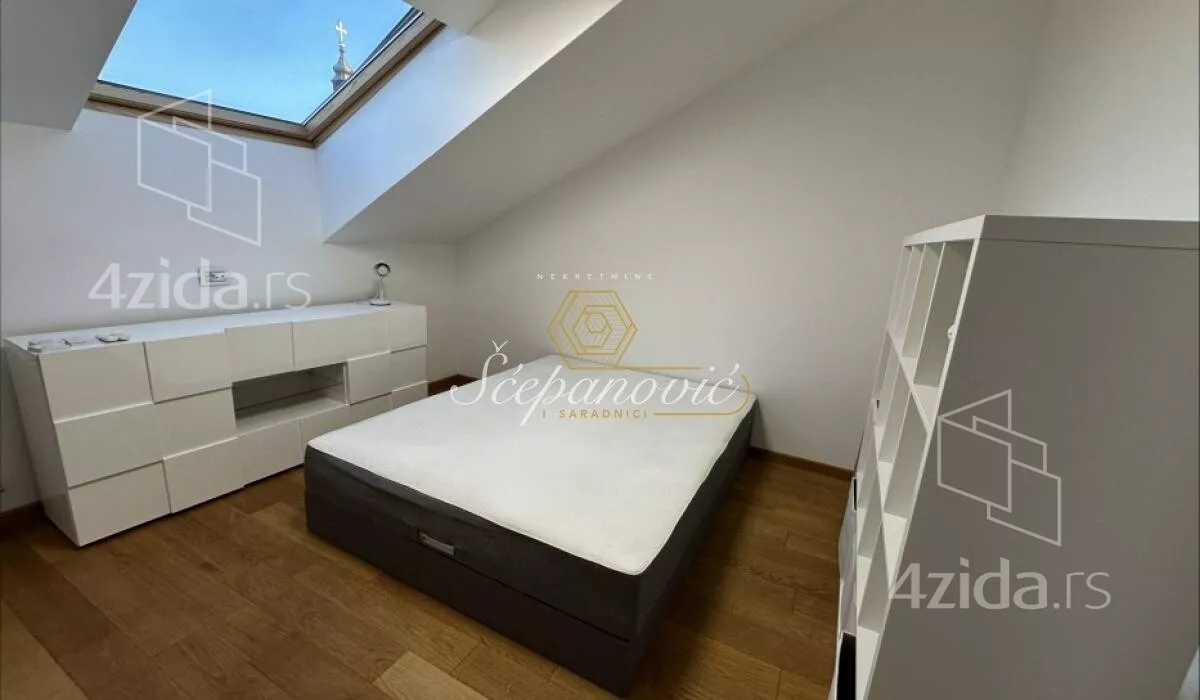 Petosoban stan | 4zida