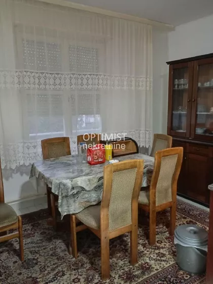 Hopovska | 4zida.rs
