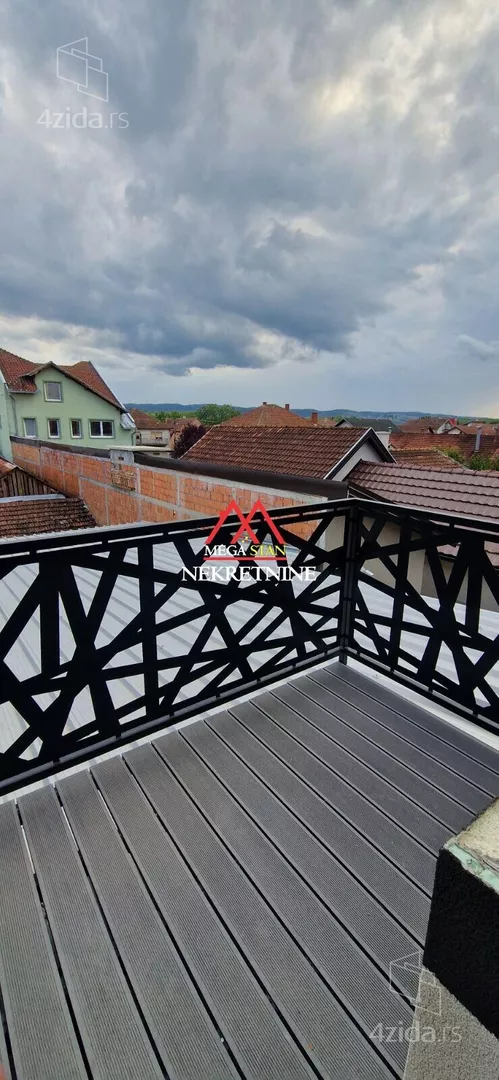 Dvoiposoban stan | 4zida