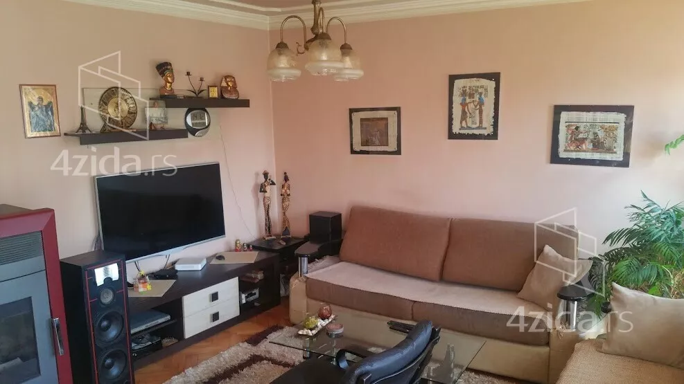 3-etažna kuća | 4zida