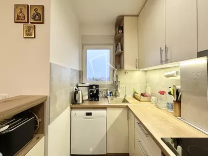 Univerzijade | 4zida.rs