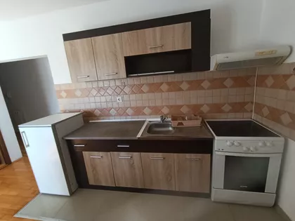 Časlava Veljića 27 | 4zida.rs