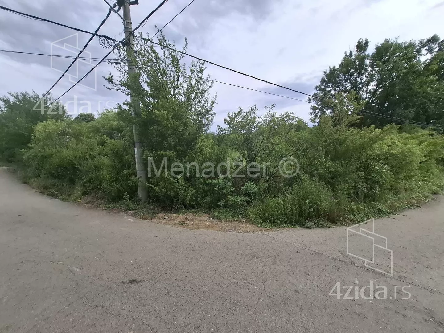 Plac | 4zida