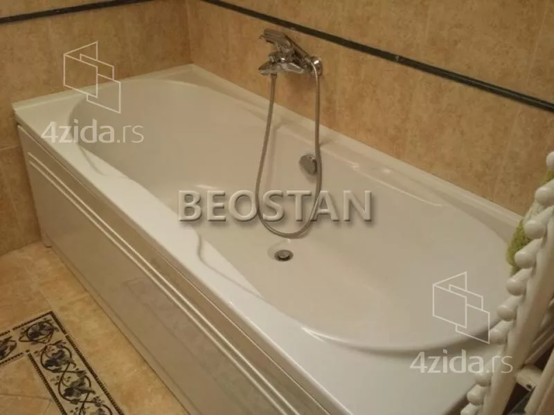 Četvoroiposoban stan | 4zida