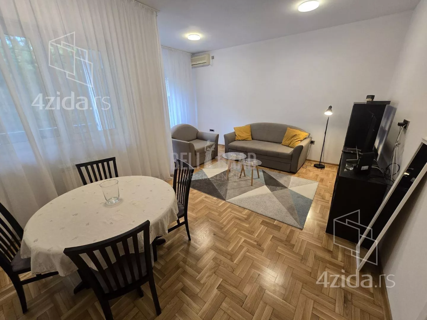 Dvoiposoban stan | 4zida