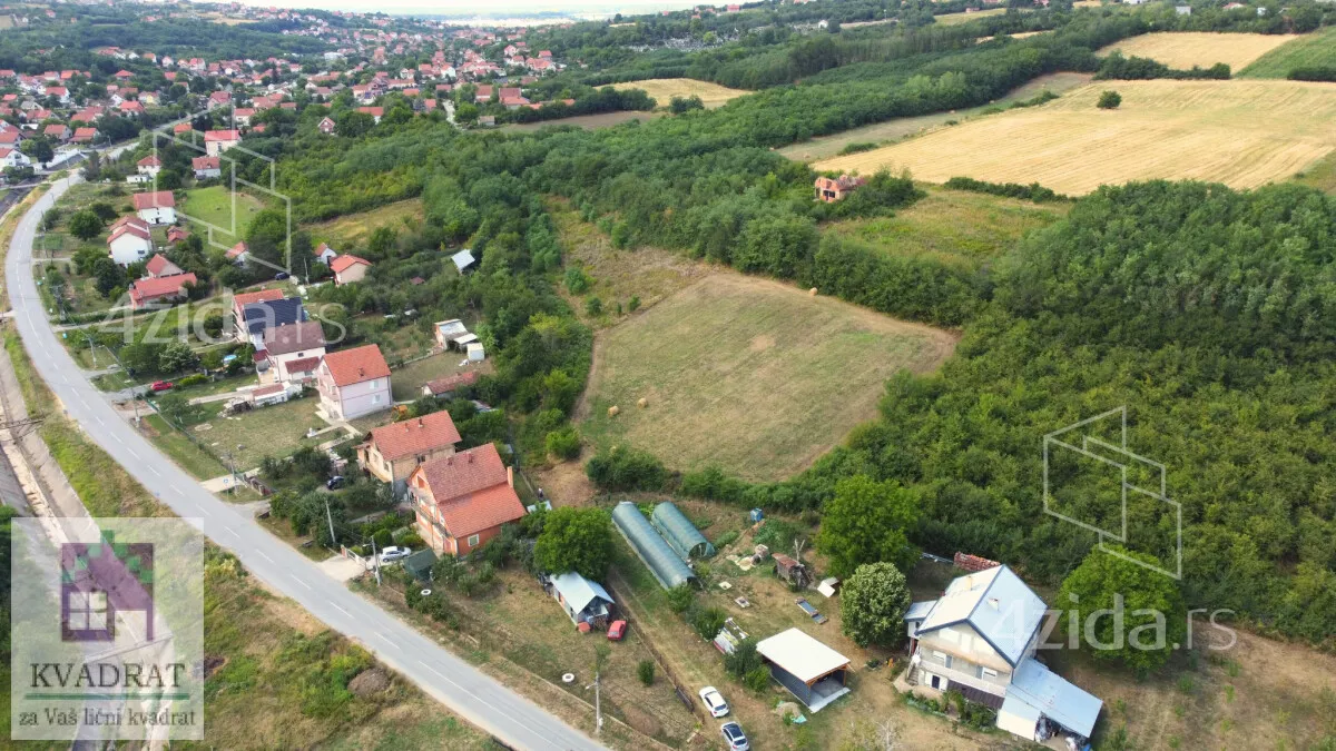 Plac | 4zida