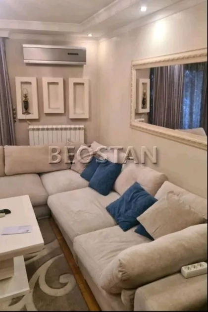 Patrijarha Varnave | 4zida.rs