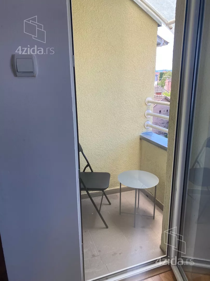 Garsonjera | 4zida