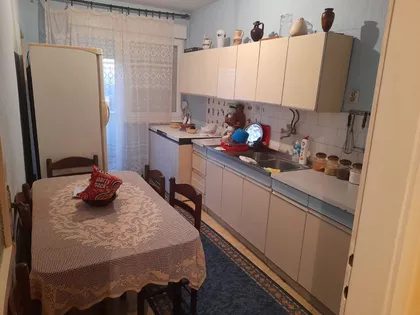 Francuska | 4zida.rs