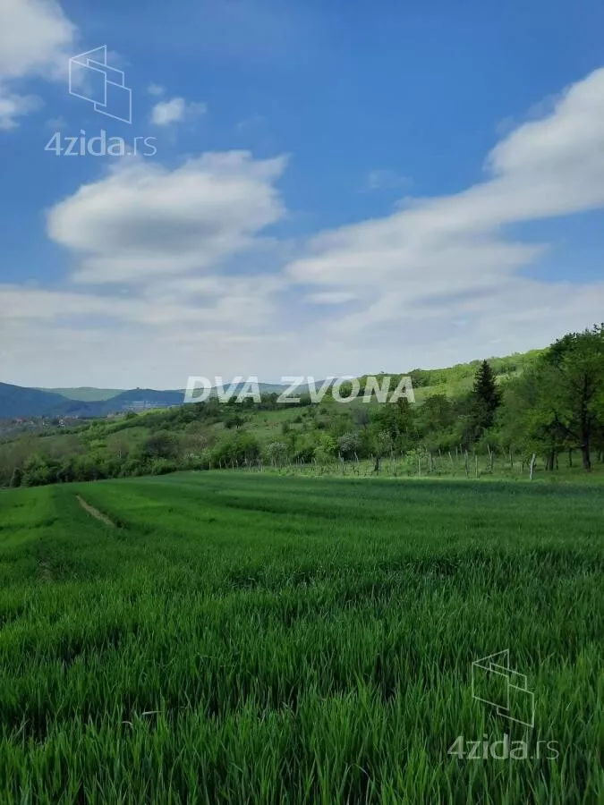 Plac | 4zida