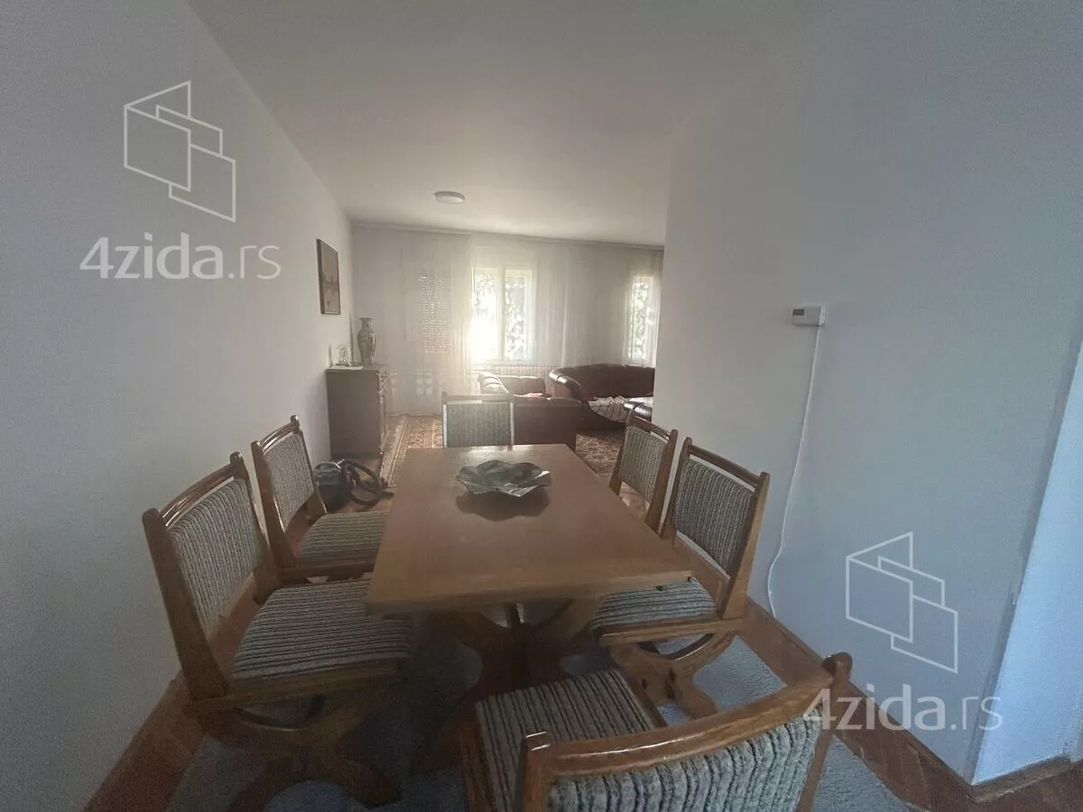 3-etažna kuća | 4zida